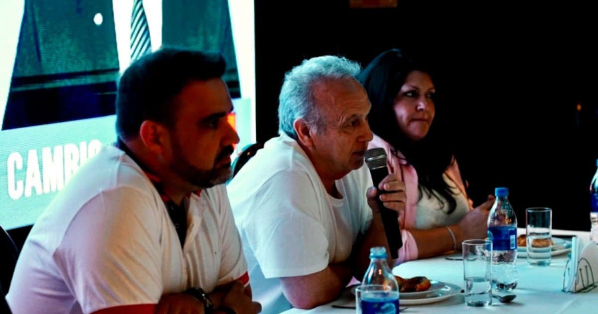El cambio de postura de Fabián Luayza y Gustavo Cuervo dejó en evidencia la fragilidad de las alianzas internas.