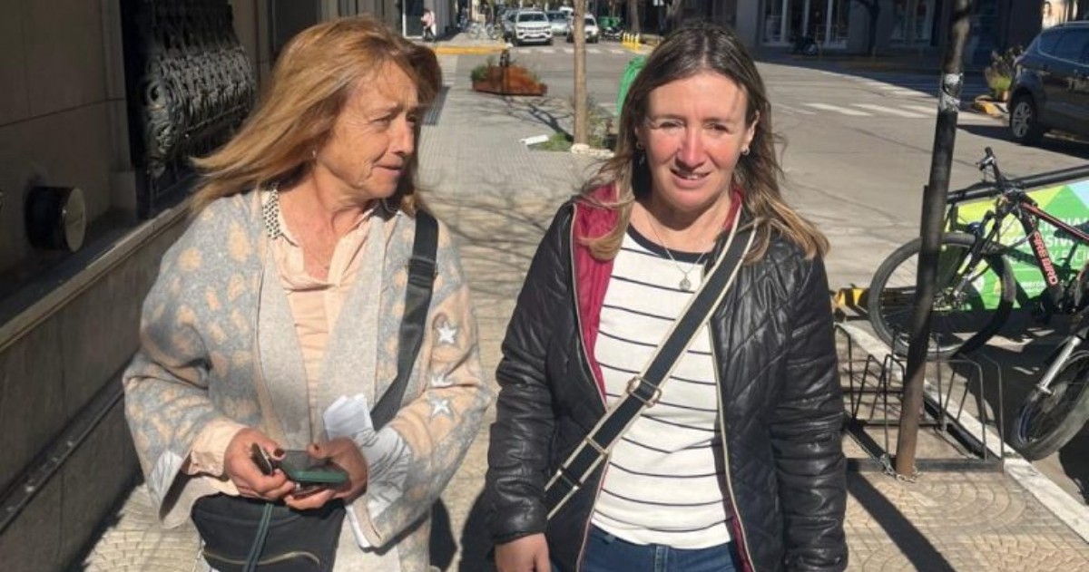 Evangelina Cabral y Marcela Munárriz son el epicentro de la polémica y del enojo oficialista.