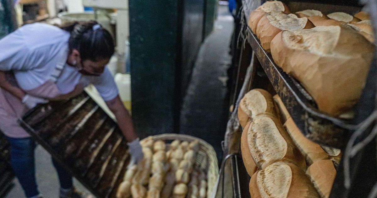 “Desde el inicio del FETA, el molino que tiene el mayor porcentaje de molienda de la Argentina aumentó su volumen de molienda en un 22,54 por ciento en detrimento de otros molinos que la disminuyeron”, finalizó.