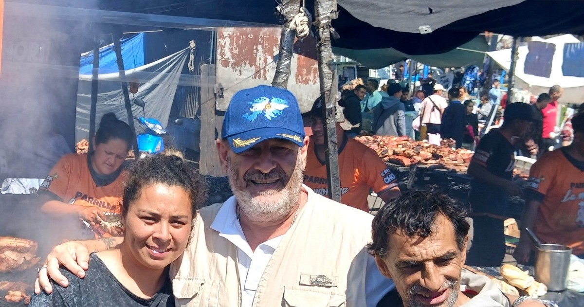 La visita fue a la Feria de Monte Chingolo en Lanús.