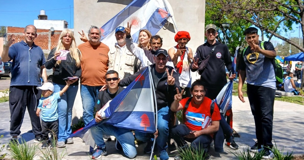 La militancia se hizo presente en Lanús.