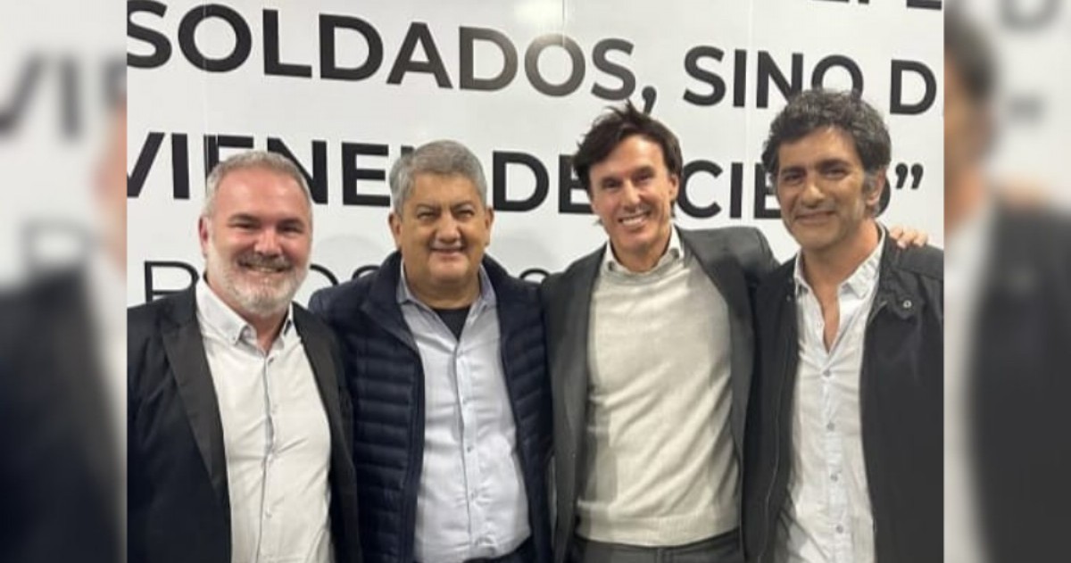 Sebastián Pascual junto al Nene Vera y Roberto García Moritán.