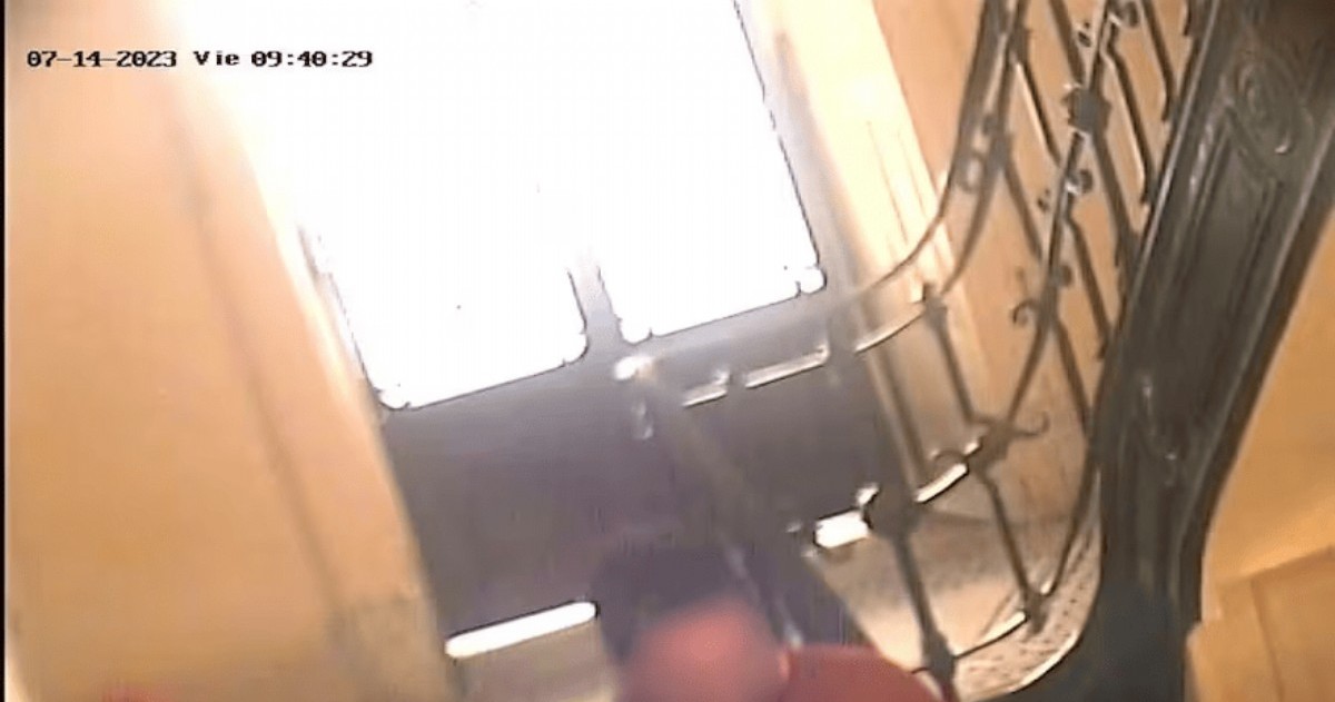 La camara que muestra al acusado.