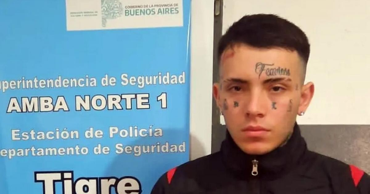 Se trata de Javier Gustavo Desprebiteris (19), conocido por su nombre artístico “Despre”, quien fue detenido por personal de la Estación de Policía Departamental de Tigre en el boliche “Cherry”.