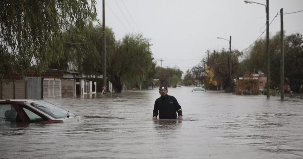 Las ciudades del corredor están en emergencia y siguen las recomendaciones de evacuación.