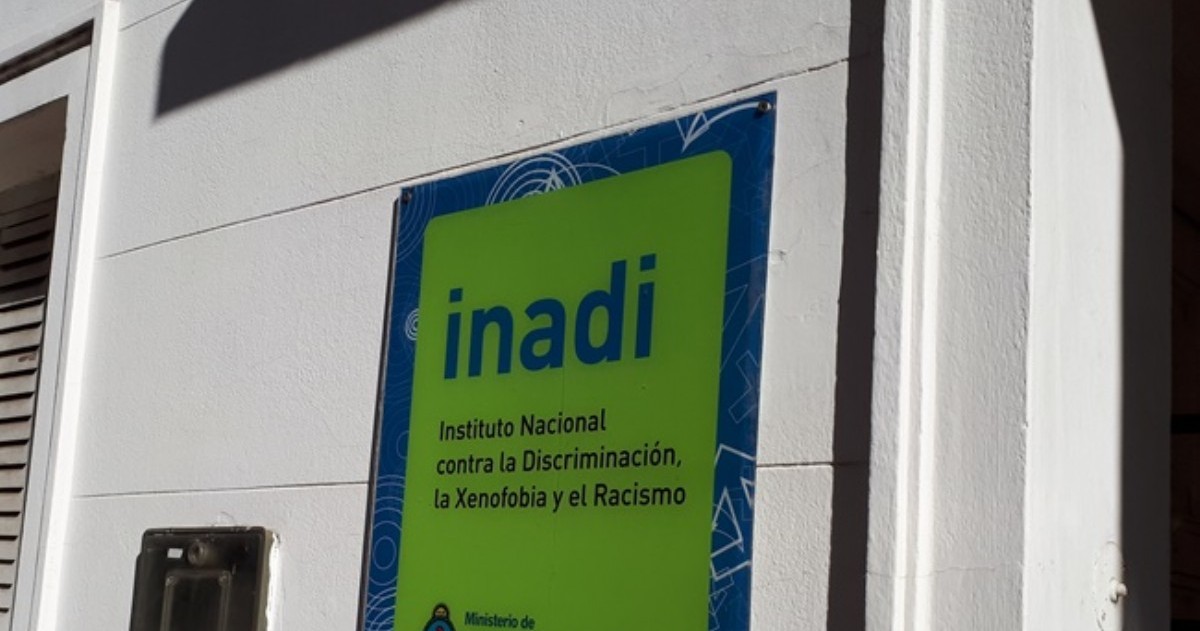 La denuncia se realizó en el INADI.