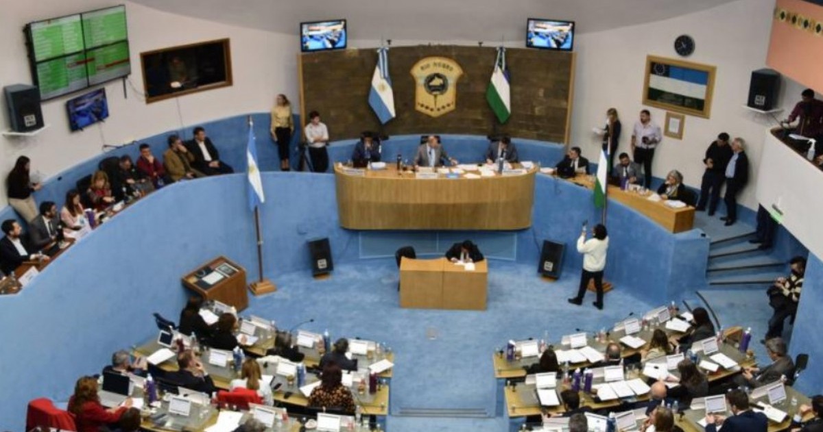 Acusan a Río Negro de silenciar iniciativas opositoras mediante el manejo de las comisiones