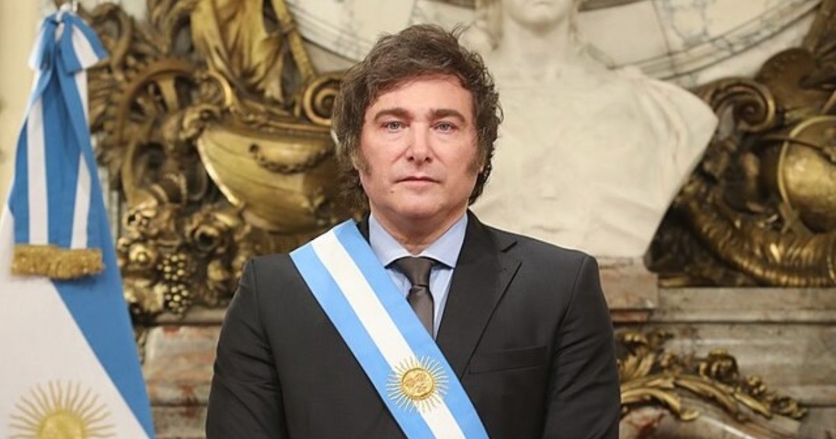 Santiago “Shelby” afirma que sus opiniones a favor de Javier Milei no fueron respetadas por el entorno educativo.