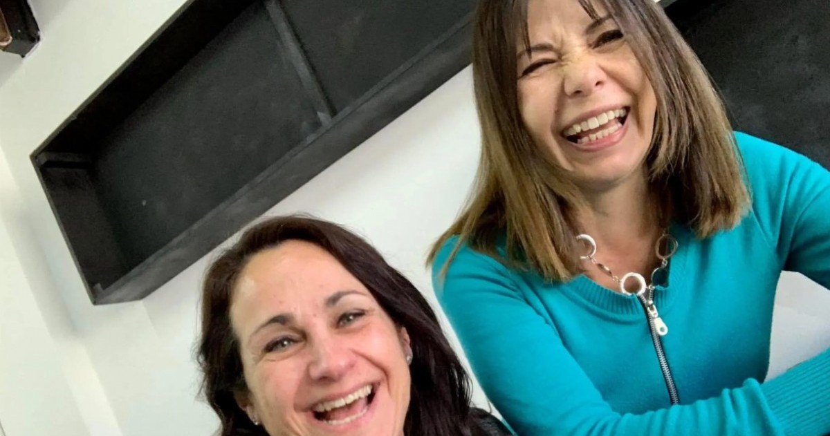 Evangelina Cordone y Mónica Correa enfrentan cuestionamientos tras la polémica por asesorías familiares.

