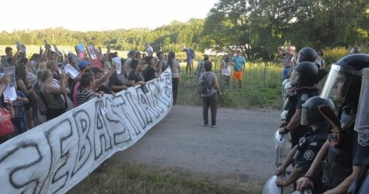 Sus familiares iniciaron una caminata desde Tandil hasta La Plata.