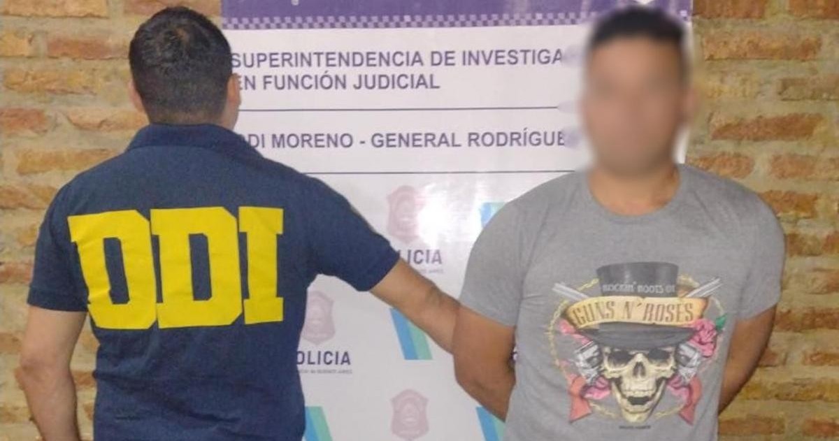 El sospechoso fue identificado como Ramón Rosa Lescano, quien fue aprehendido en un domicilio ubicado en la calle Mayor Irustia al 4700 de la localidad bonaerense de Bella Vista, partido de San Miguel.