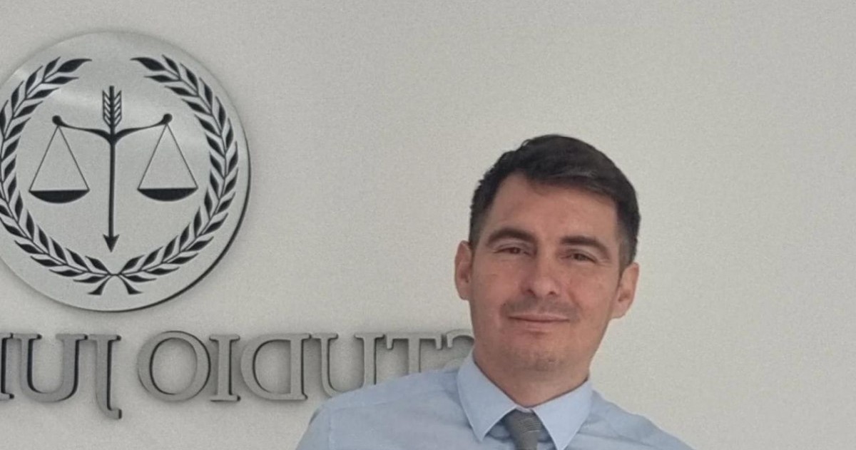 Lautaro Slpizer, uno de sus abogados