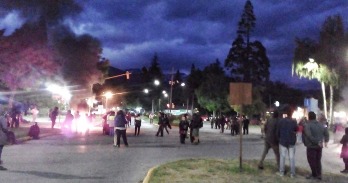 En respuesta al asesinato, se ha convocado para este lunes una concentración en la Plaza del Congreso, en Buenos Aires.