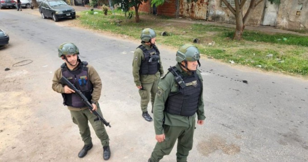 Pese a que las fuerzas federales se desplegaron en Rosario hace más de un mes, la inseguridad asola a la ciudad.