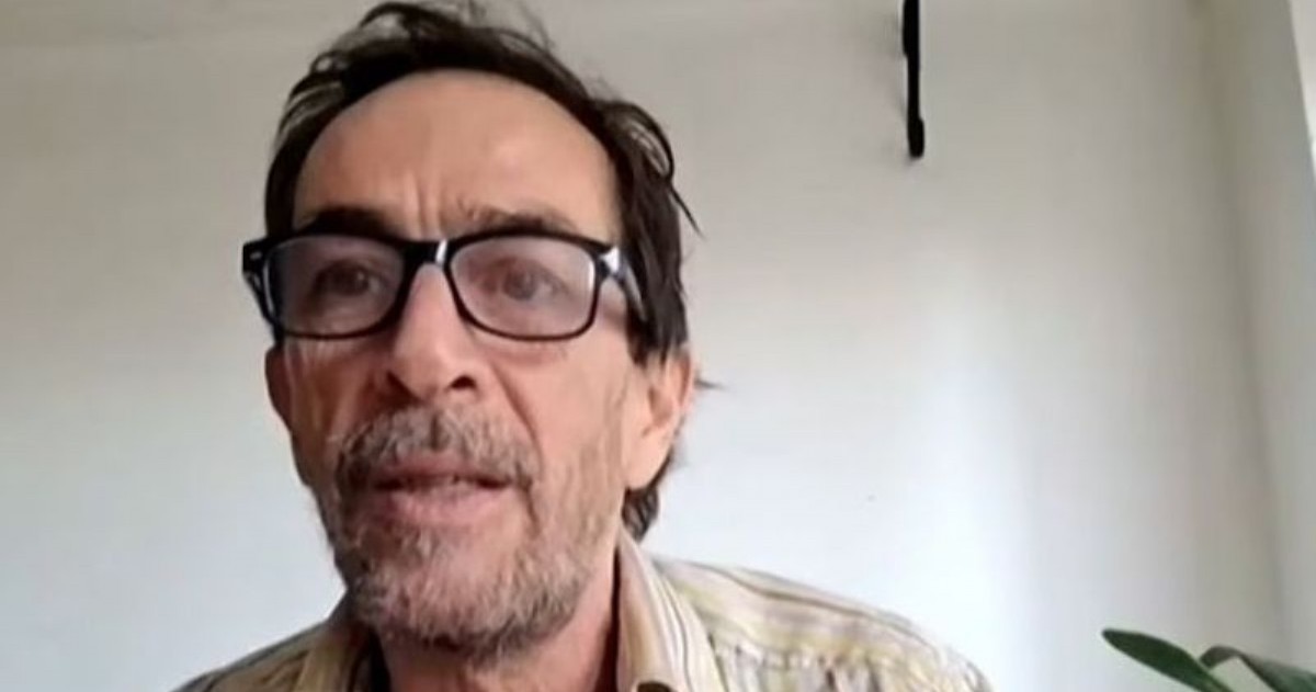 Carlos Herrán tiene 60 años y desde 2018 no puede ver a sus dos hijos.