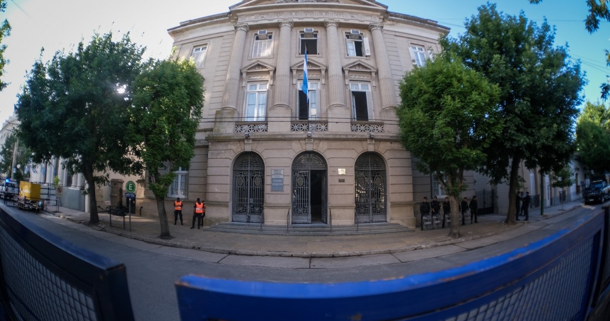 Está previsto que los padres de Fernando presencien las declaraciones en la sala de audiencias del primer piso de los tribunales, como ocurrió durante las jornadas anteriores.