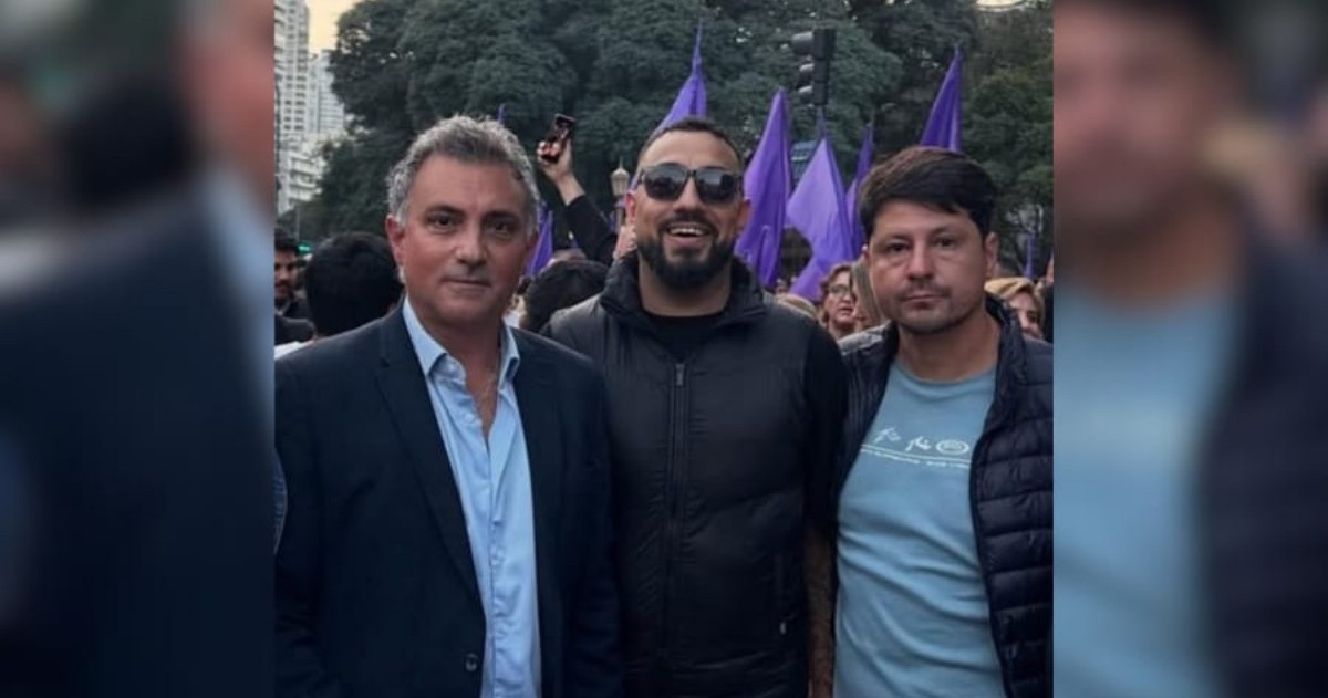 Sebastian Pareja junto a Luciano Olivera y Diego Perez