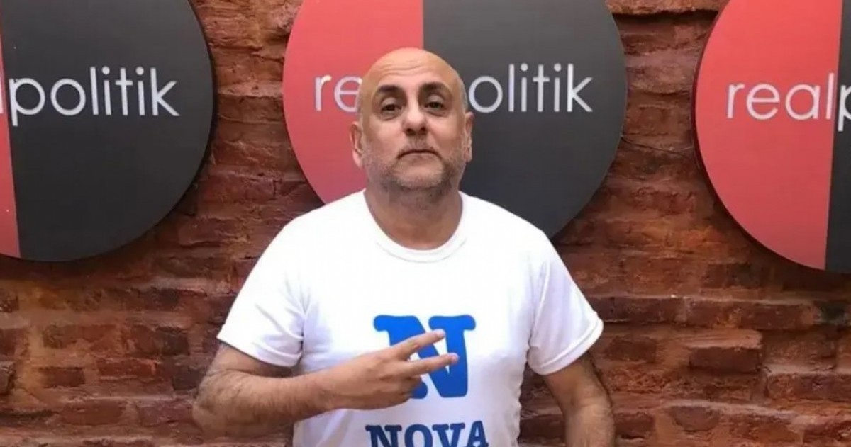 Mario Casalongue sostuvo que la coherencia es la base de su trayectoria profesional.