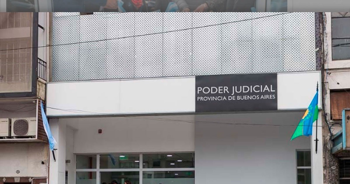 Ricatti dijo que su ficha judicial está completamente limpia.