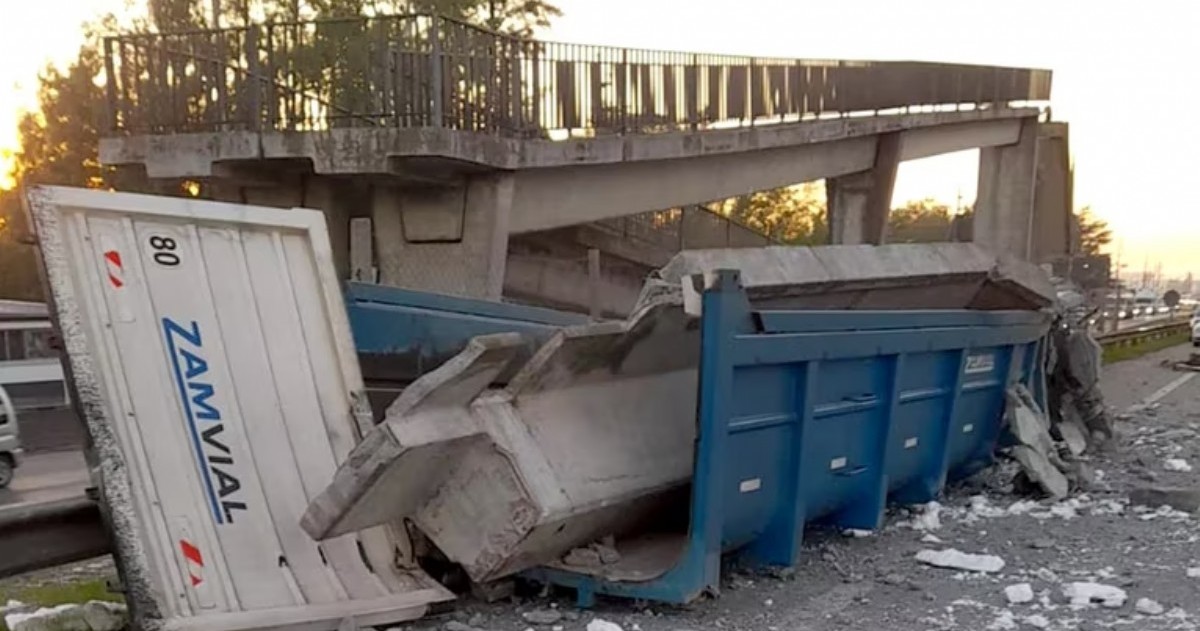 El accidente ocurrió a la altura del kilómetro 60, justo en la salida de calle Cuba que desemboca en el Parque Industrial de Pilar, situado en la localidad de Fátima.