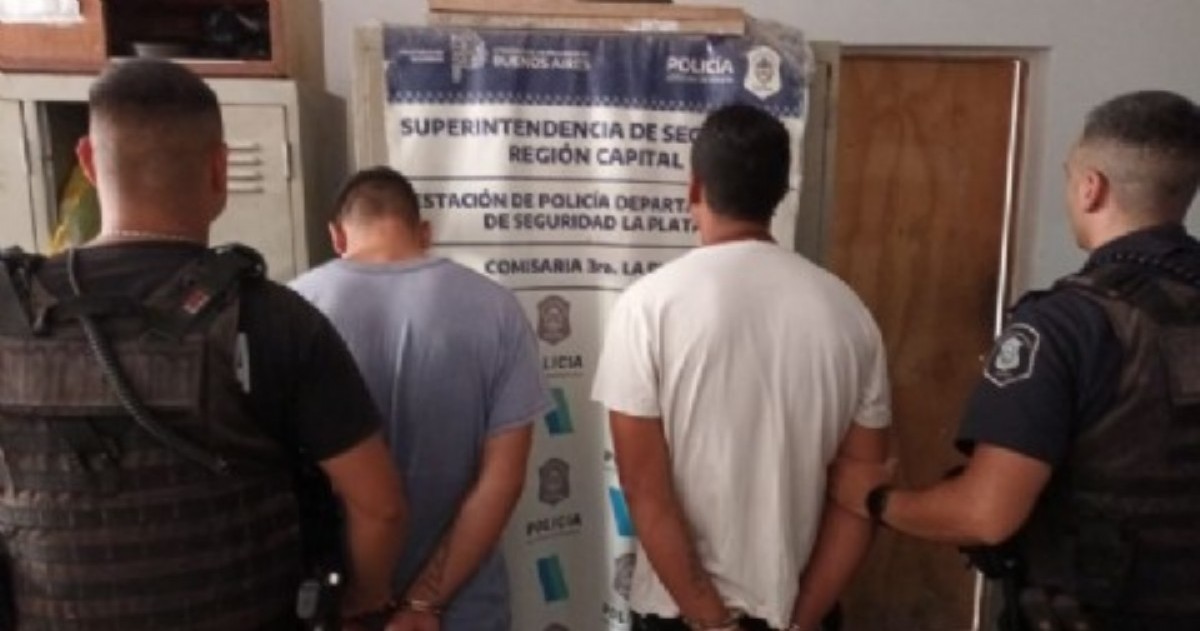 Un llamado al 911, indicaron fuentes oficiales, movilizó al Comando de Patrullas hasta 52 entre 146 y 147 en la búsqueda de dos hombres que se movilizaban arriba de una honda WAVE y según el denunciante, estaban armados.