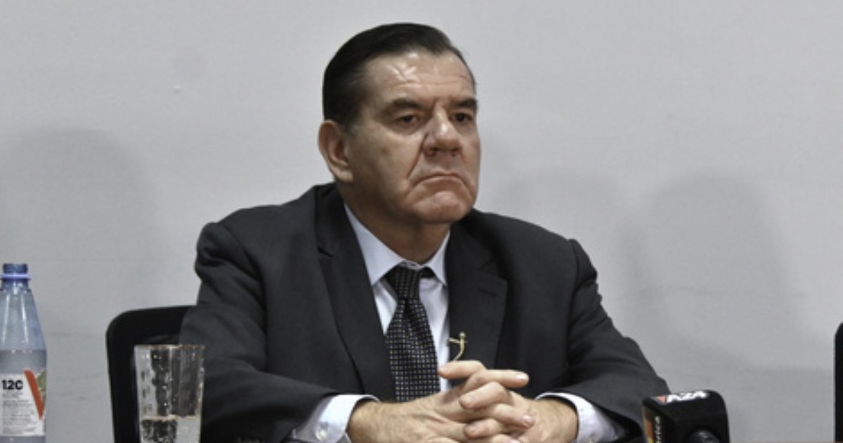 Guillermo Montenegro afronta críticas por el desbalance financiero del municipio.