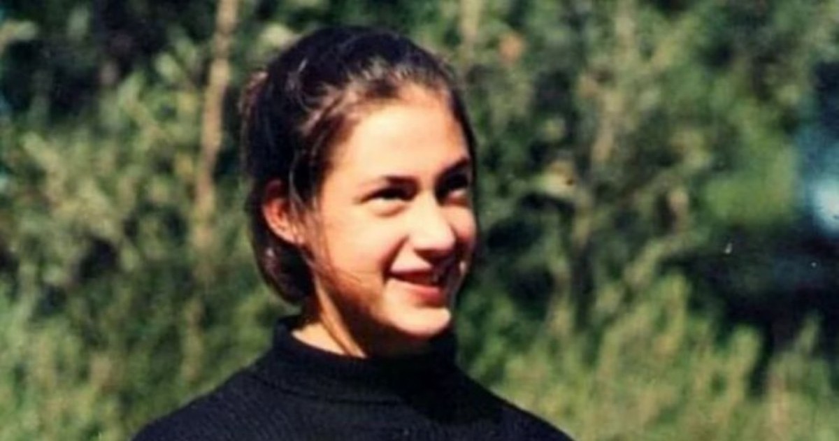 A 22 años del crimen de Natalia Melmann, la adolescente de 15 años asesinada en la localidad balnearia de Miramar en 2001, este martes comienza el nuevo juicio al cuarto policía acusado de matar a la joven.