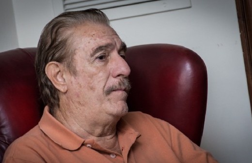 Storani contra Milei: "Gobierna por DNU y está fuera del Estado de Derecho"