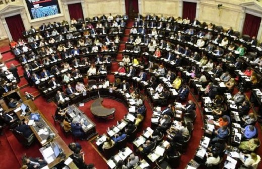 Avanza una propuesta para verificar usuarios y marcar cuentas manejadas por inteligencia artificial o automatizaciones