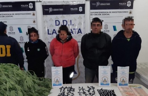 La Plata: cuatro dealers jóvenes detenidos tras detectar el funcionamiento de un búnker en Melchor Romero