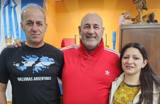 Santiago Cúneo lanzó en Buenos Aires una lista con gremialistas, actores y la esposa de Julio De Vido