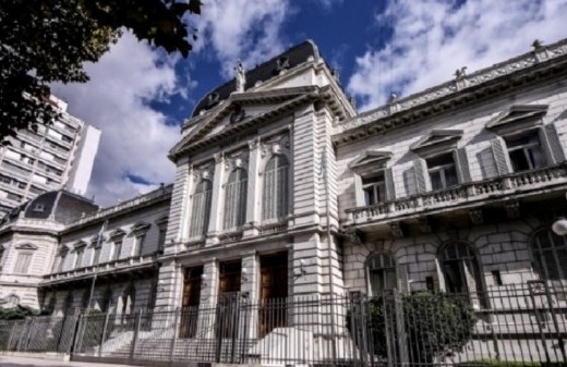 La Suprema Corte bonaerense enfrenta críticas por proteger la continuidad de Albisu en Brandsen