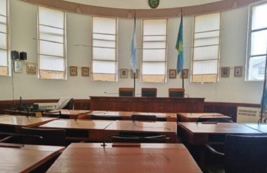 Mar Chiquita enfrenta un nuevo escándalo político por el intento de sesionar sin comisiones formadas