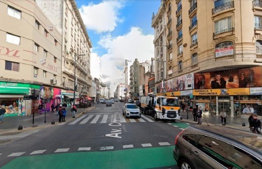 En el microcentro porteño: dos amigos se pelearon y terminaron a las puñaladas