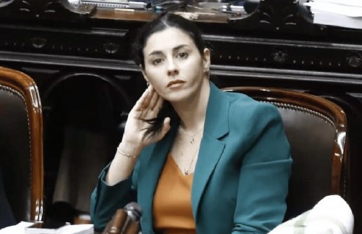 Denuncian que una diputada de Milei se relaciona con un fuerte sector del kirchnerismo