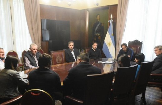 La Plata: Garro presentó la Comisión de Homenaje y Memoria para los Héroes de Malvinas