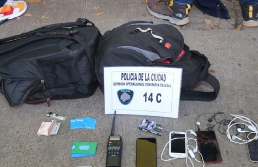 Cuatro detenidos en la Ciudad de Buenos Aires por intentar robar con un inhibidor de señal