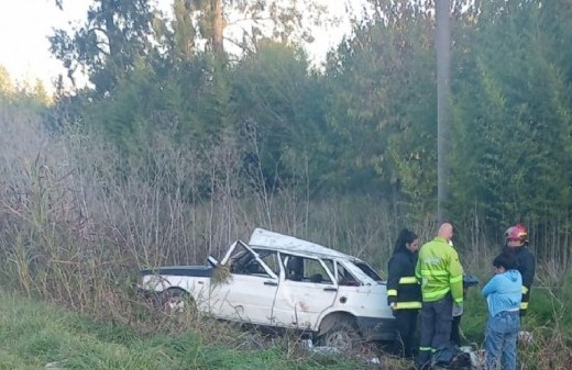 Tragedia en La Plata: un auto dio vueltas y un nene de 8 años resultó muerto