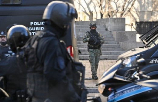 Condenan a cuatro años de prisión a un policía federal que mató a un joven por la espalda