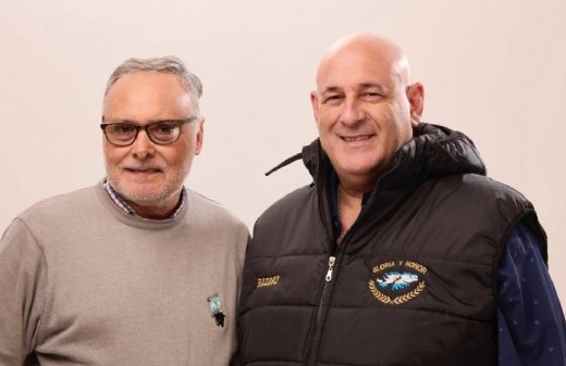 Santiago Cúneo promete un cierre "del pueblo y para el pueblo" en La Plata