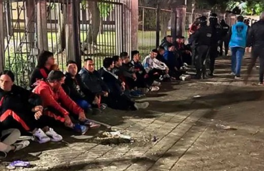 Detuvieron a 29 sospechosos por el enfrentamiento en plena Libertador entre la barra de Defensores de Belgrano y la Policía de la Ciudad
