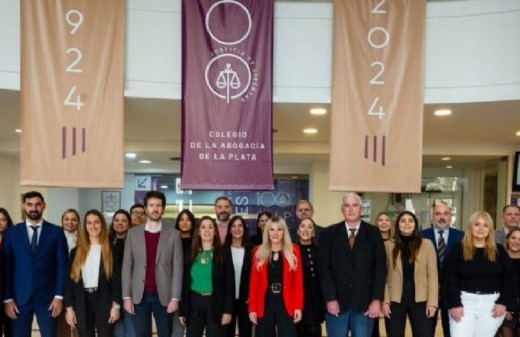 La Plata gana protagonismo en la disputa federal con el respaldo del CALP a Abogacía Federal