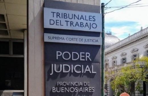 Tensión con la labor de los abogados: desde La Plata piden que se respete la "Ley de Honorarios"