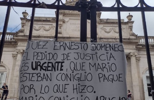 La familia de un niño abusado apuntó contra los jueces del Tribunal 3 de La Plata: "El pedido de justicia es urgente"