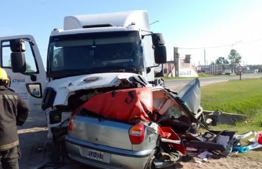 Tragedia en Saladillo: cuatro muertos en un choque frontal en la ruta 205