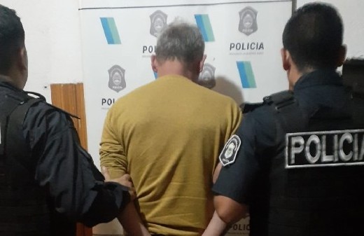 Un hombre fue detenido por agredir y tomar del cuello a su ex esposa