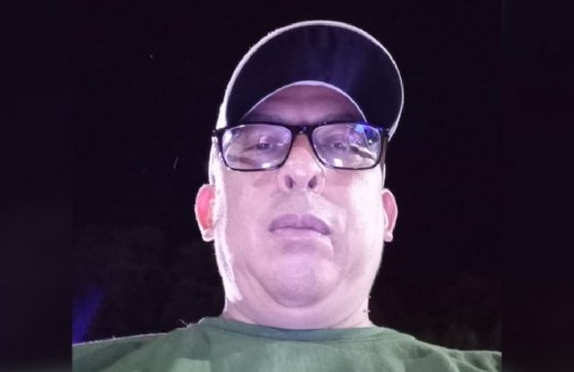 La faceta pícara de Javi Agüero gana espacio en su regreso musical