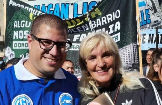 Mercedes Landa amplía el proyecto de Nuevo País y participa en la misa por Francisco I