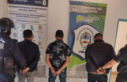 La Plata: detuvieron a tres personas que robaban en los colectivos